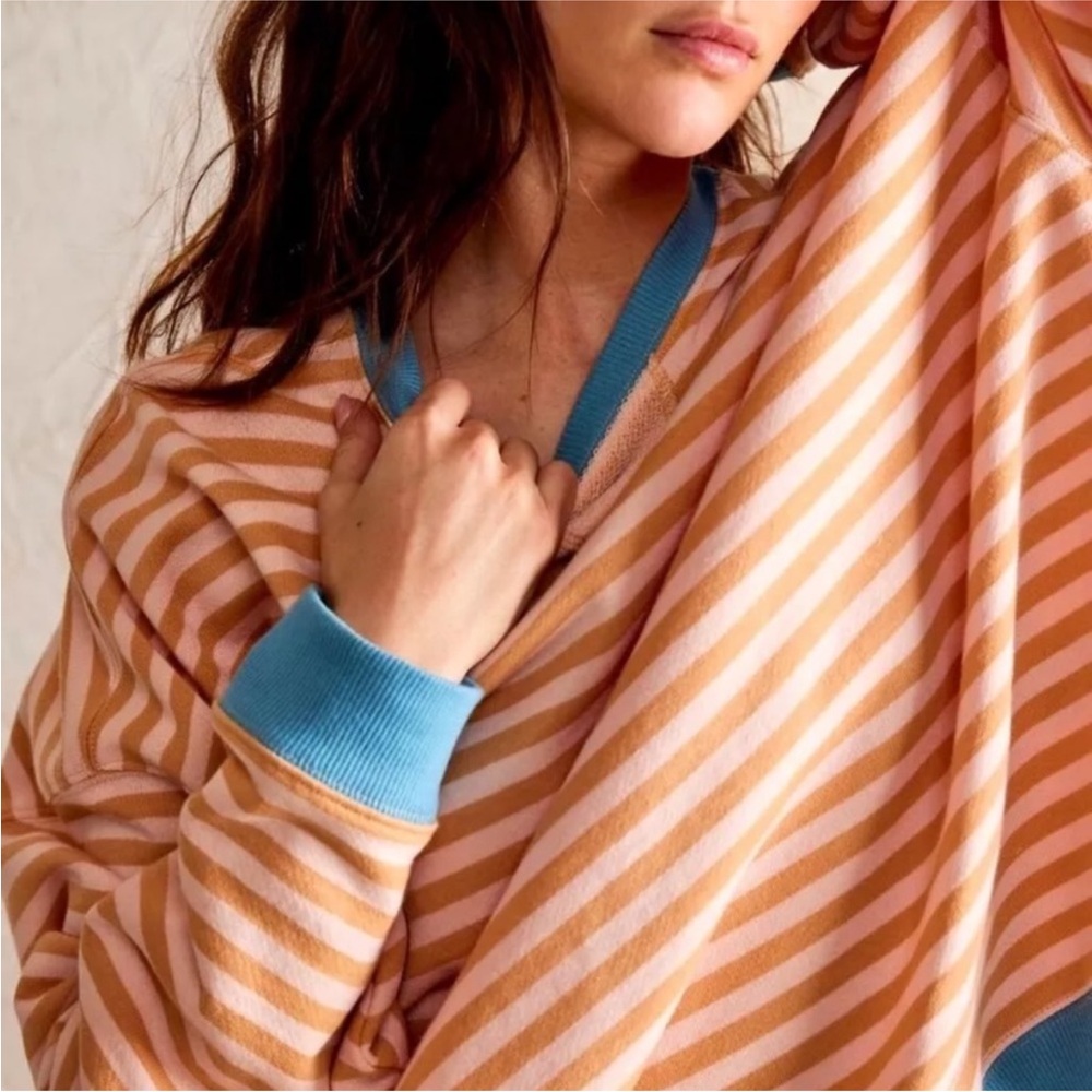 NWOT Free People We The Free Classic Striped Oversized Crewneck in Latte - Picture 2 of 5